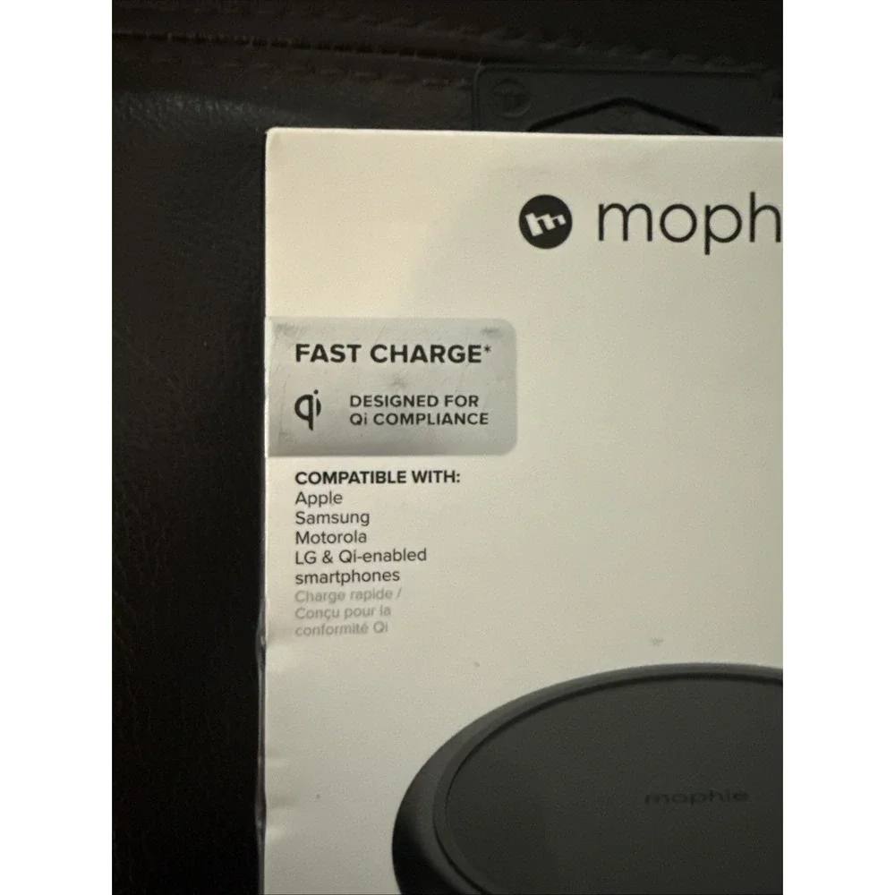 Mophie 10W Charge Stream Pad+ For Qi-Enabled Smartphones Black NEW